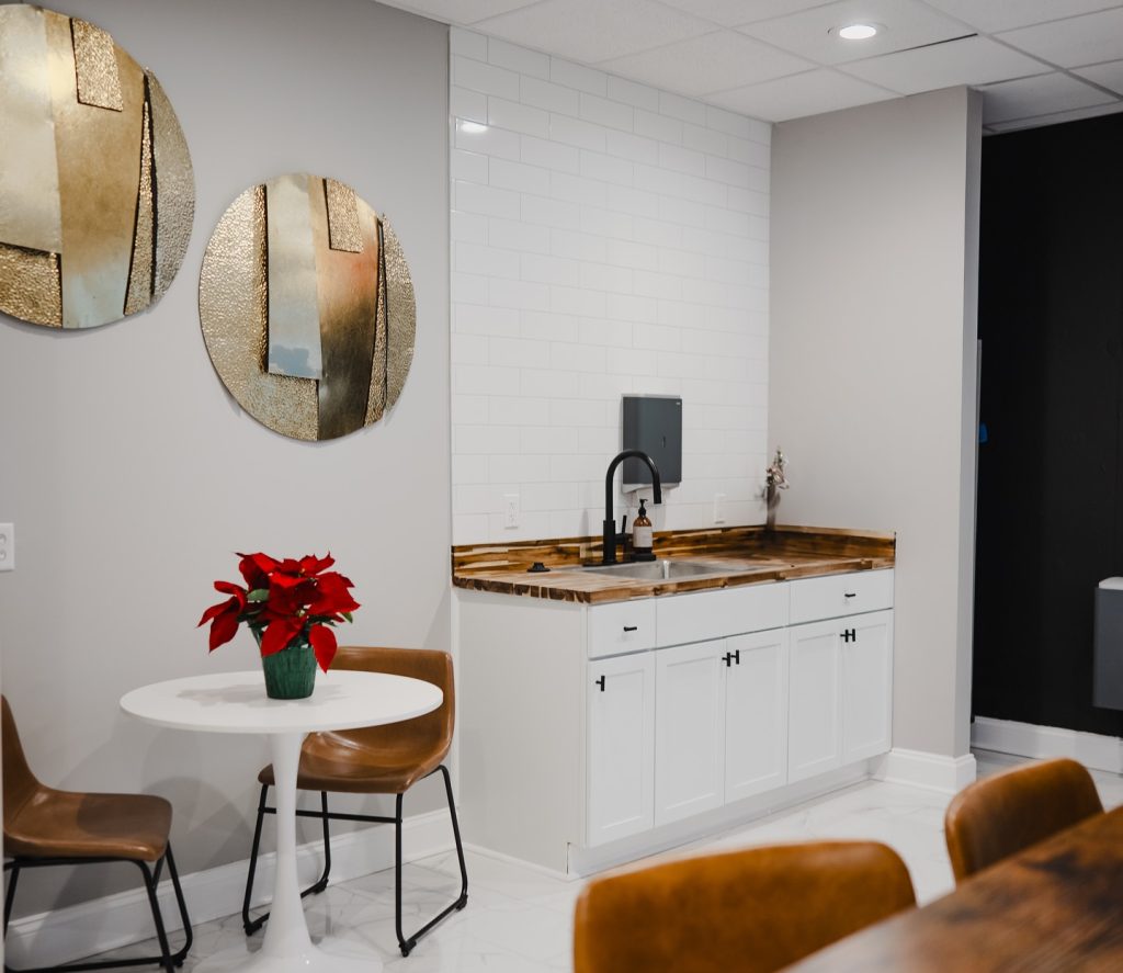 boost your client retention and customer loyalty with these salon marketing tips for your beauty business at Quality Stylz Salon Suites in Pikesville, Odenton, and Lansdowne in Maryland. Quality Stylz is the premier private salon suite provide in the Baltimore area.