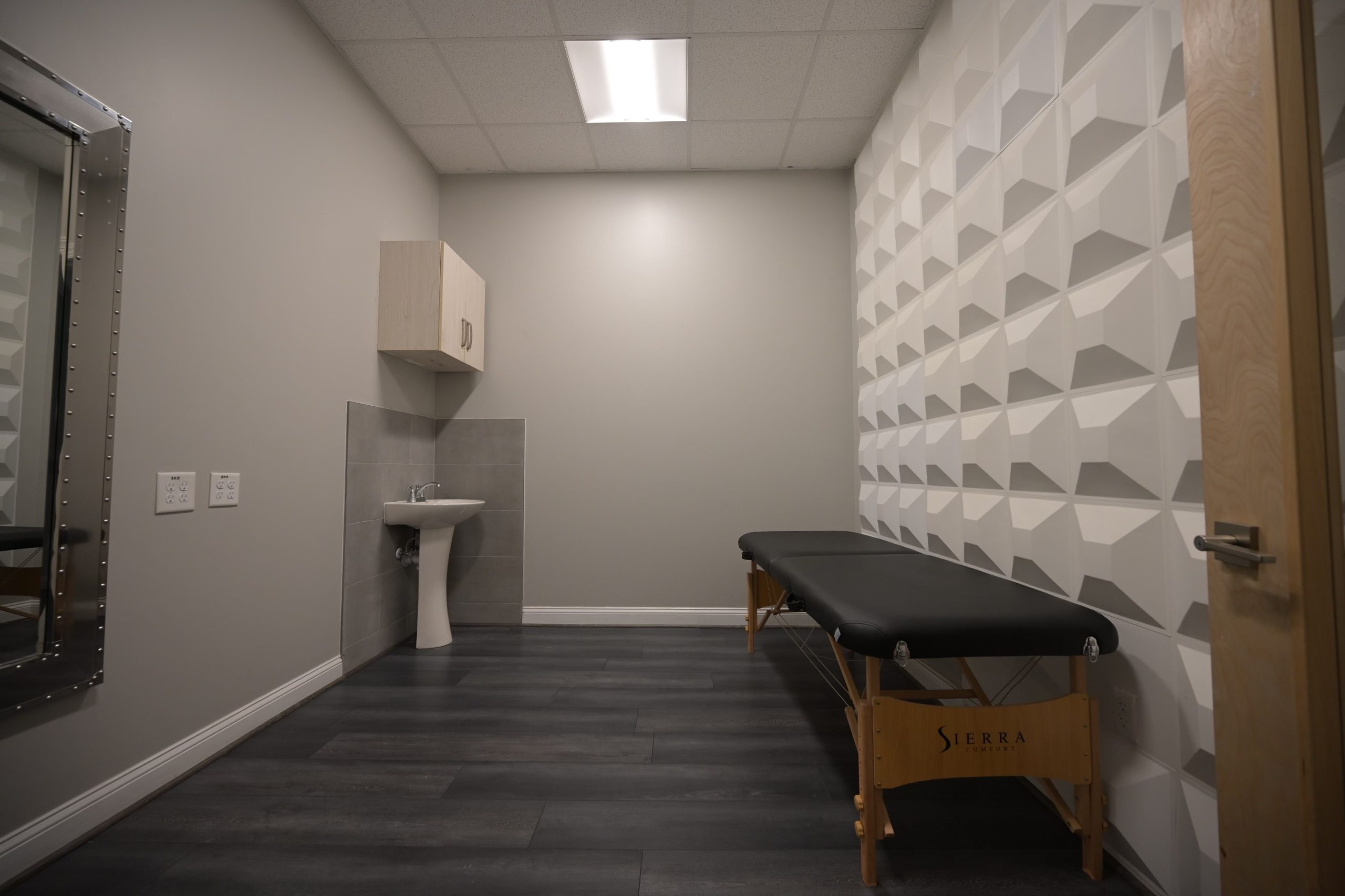 ZF2_8840.JPG ZF2_8868.JPG ZF2_8913.JPG ZF2_8918