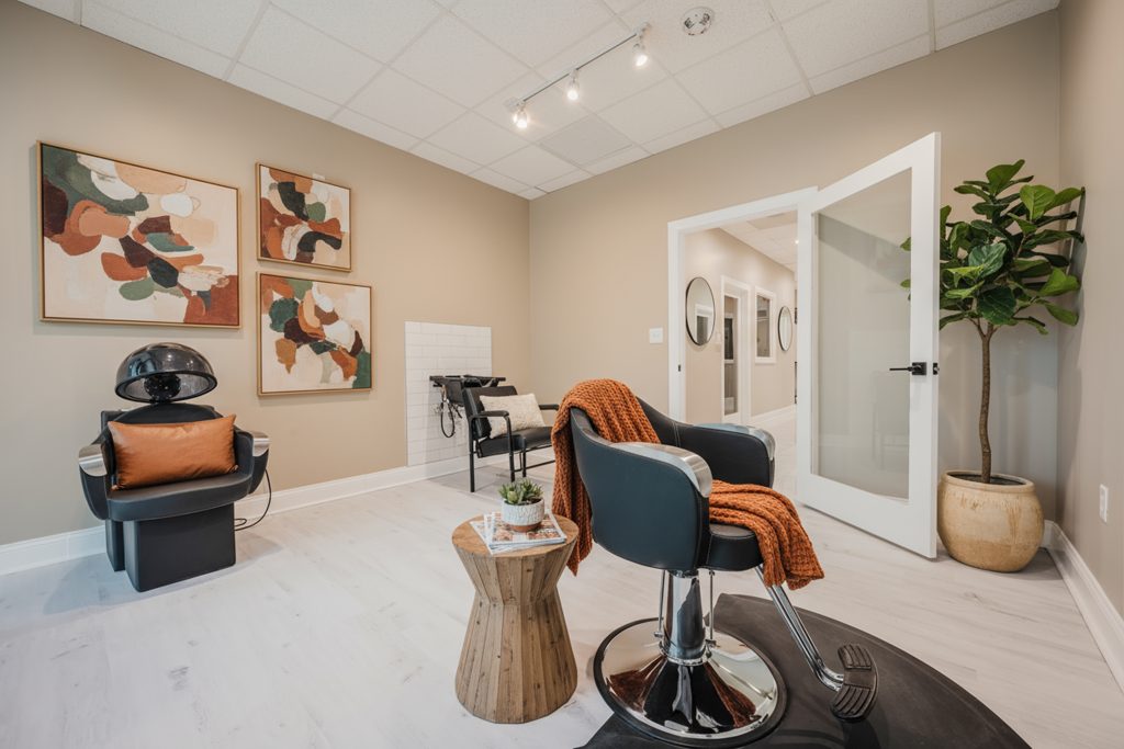 Quality Stylz Salon Suites is the top rated salon suite provider in the Baltimore area. Offering beauty professionals the best salon suites near Baltimore to run their independent beauty business. Hair stylists, estheticians, massage therapists, nail techs, and so many more can rent a salon suite in Lansdowne to achieve their beauty career dreams. Odenton salon suites, salon suites in Halethorpe, Lansdowne salon studios for rent, salon suites for rent in Pikesville, Odenton hair salon suites, salon suites near Glen Burnie, Salon suites for rent in Odenton, Lansdowne hair salon suites, salon studios for rent in owings Mills. salon branding, luxury clientele, space design, salon suites in Baltimore