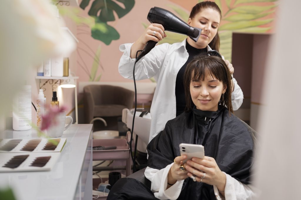 Quality Stylz Salon Suites is the top rated salon suite provider in the Baltimore area. Offering beauty professionals the best salon suites near Baltimore to run their independent beauty business. Hair stylists, estheticians, massage therapists, nail techs, and so many more can rent a salon suite in Lansdowne to achieve their beauty career dreams. Odenton salon suites, salon suites in Halethorpe, Lansdowne salon studios for rent, salon suites for rent in Pikesville, Odenton hair salon suites, salon suites near Glen Burnie, Salon suites for rent in Odenton, Lansdowne hair salon suites, salon studios for rent in owings Mills. salon Google reviews, Baltimore salon marketing, online reputation, Lansdowne salon suites