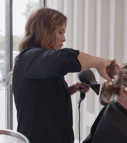 Quality Stylz Salon Suites is the top rated salon suite provider in the Baltimore area. Offering beauty professionals the best salon suites near Baltimore to run their independent beauty business. Hair stylists, estheticians, massage therapists, nail techs, and so many more can rent a salon suite in Lansdowne to achieve their beauty career dreams. Odenton salon suites, salon suites in Halethorpe, Lansdowne salon studios for rent, salon suites for rent in Pikesville, Odenton hair salon suites, salon suites near Glen Burnie, Salon suites for rent in Odenton, Lansdowne hair salon suites, salon studios for rent in owings Mills. salon suite income, Lansdowne beauty pros, beauty business