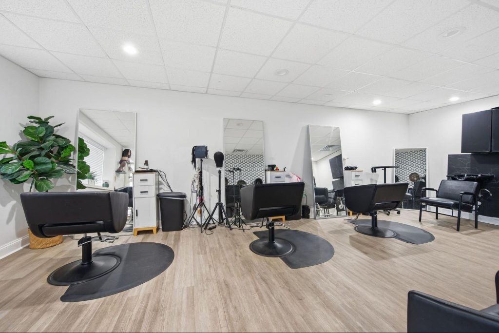 Quality Stylz Salon Suites is the top rated salon suite provider in the Baltimore area. Offering beauty professionals the best salon suites near Baltimore to run their independent beauty business. Hair stylists, estheticians, massage therapists, nail techs, and so many more can rent a salon suite in Lansdowne to achieve their beauty career dreams. Odenton salon suites, salon suites in Halethorpe, Lansdowne salon studios for rent, salon suites for rent in Pikesville, Odenton hair salon suites, salon suites near Glen Burnie, Salon suites for rent in Odenton, Lansdowne hair salon suites, salon studios for rent in owings Mills. stylist work-life balance, Baltimore salon suites, beauty independence